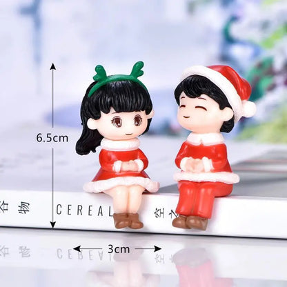 Mini Christmas Couple Figurine Set