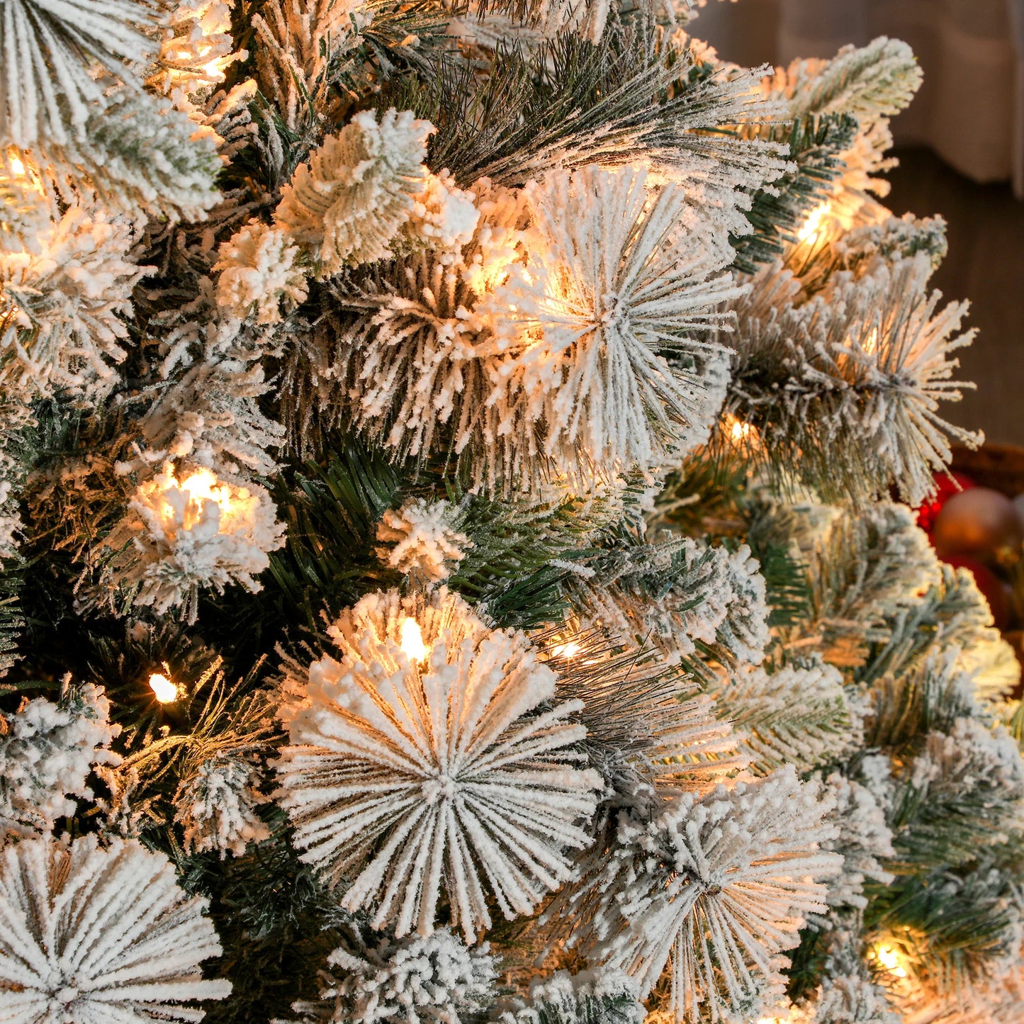 6.5ft Prelit Flocked Artificial Christmas Tree with 350 Lights